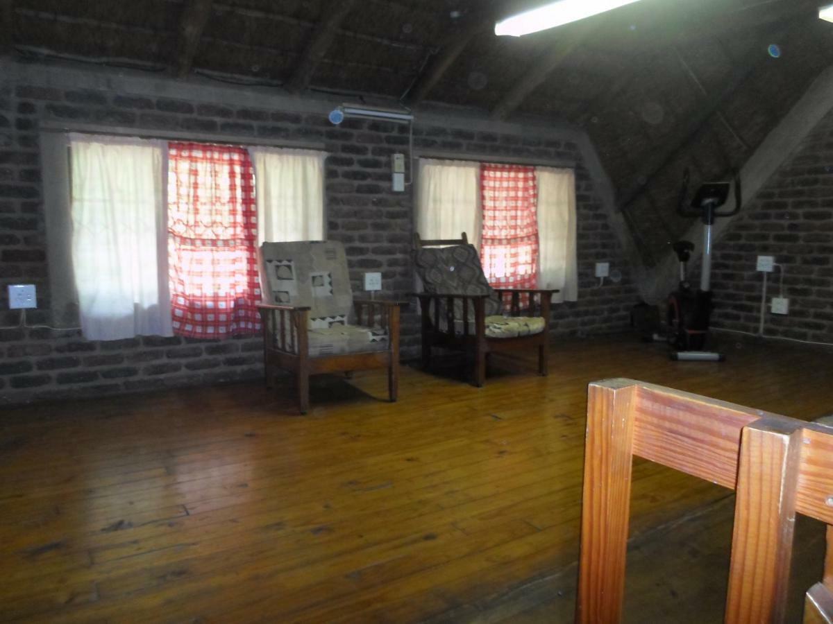 Marloth Havens Guest House มาเลเลน ภายนอก รูปภาพ